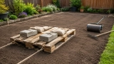 Niveler un Terrain avec une Palette au Jardin : Guide complet